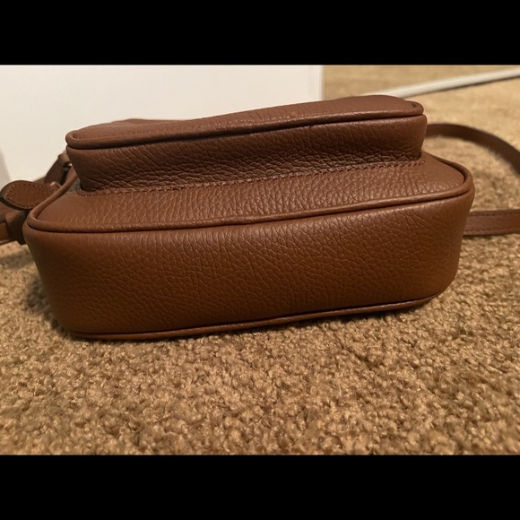 Burberry: SM Camera Bag ESM - Picture 4 of 5